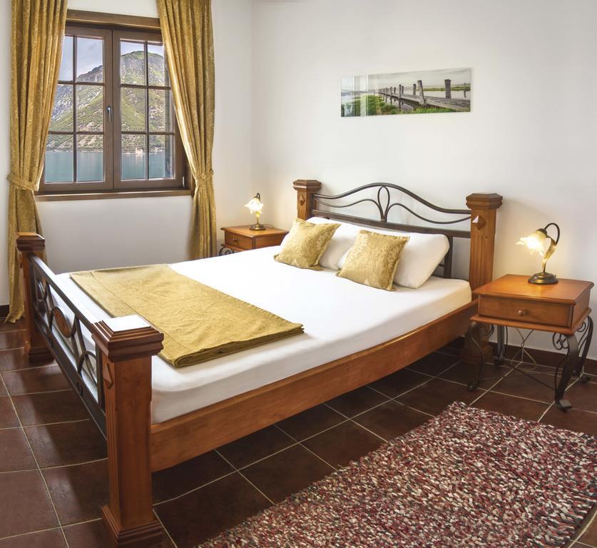Apartments Boka Vista Каменари Екстериор снимка